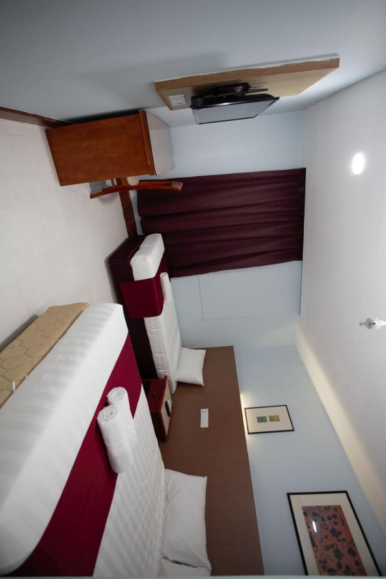 Orkid Hotel At Bukit Bintang Куала Лумпур Екстериор снимка