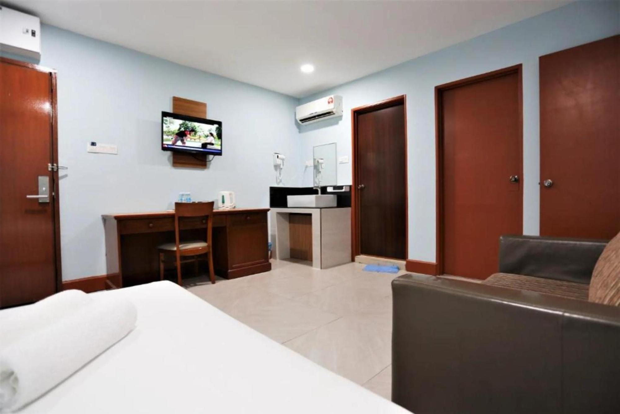 Orkid Hotel At Bukit Bintang Куала Лумпур Екстериор снимка