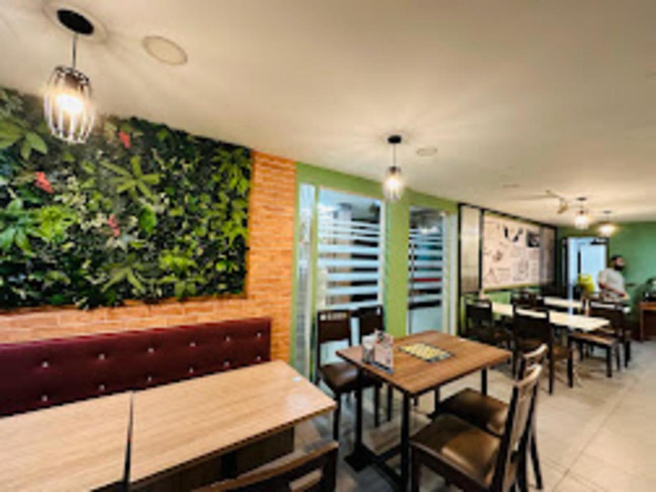 Orkid Hotel At Bukit Bintang Куала Лумпур Екстериор снимка